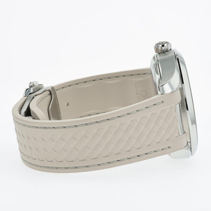Omega Seamaster Aqua Terra Beige Stainless Steel 220.12.41.21.02.005