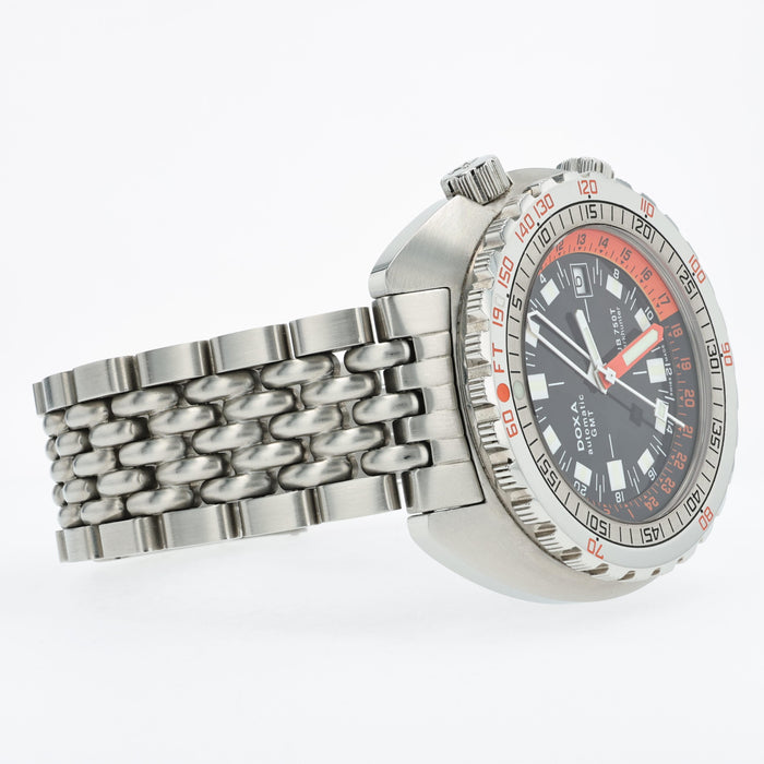 Doxa Sub 250t GMT Sharkhunter Black Dial Stainless Steel 40MM 855.10.101.10