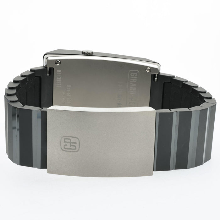 Girard Perregaux Casquette 2.0 Digital Dial Quartz Ceramic 39800-32-001-32A