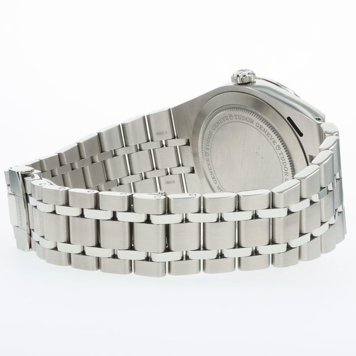 Tudor Royal Salmon Dial Stainless Steel Day/Date 41mm Automatic 28600