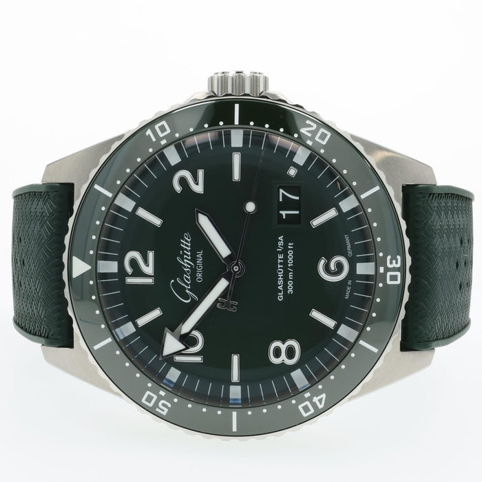 Glashutte SeaQ Panorama Date Green Stainless Steel 1-36-13-07-83-34