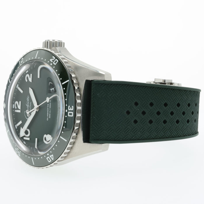 Glashutte SeaQ Panorama Date Green Stainless Steel 1-36-13-07-83-34