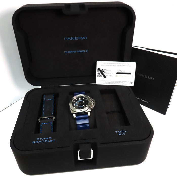 Panerai Luminor Submersible Automatic Black Dial 42mm Stainless Steel PAM00973