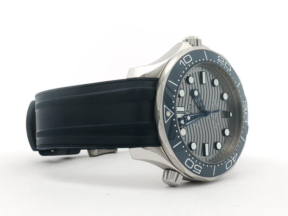 Omega Seamaster Diver 300 M Grey Blue Dial Stainless Steel  210.32.42.20.06.001