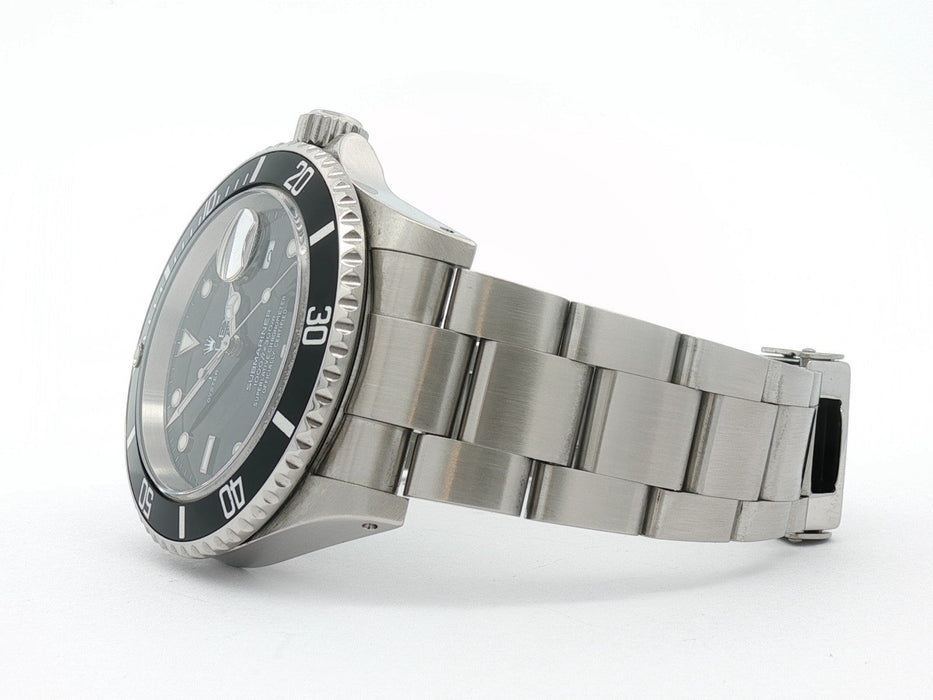 Rolex Submariner Date Black Dial Automatic Stainless Steel Oyster 16610